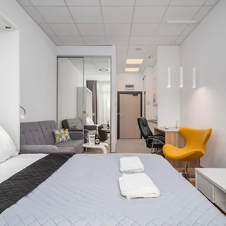 Apartment Aleje Jerozolimskie Street