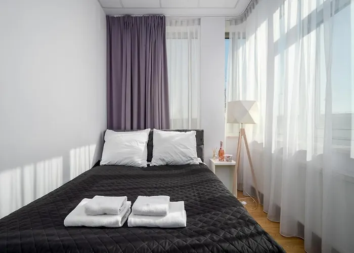 Aleje Jerozolimskie Street * Warsaw