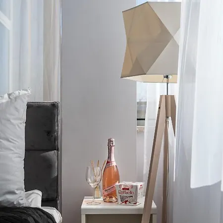 Aleje Jerozolimskie Street *