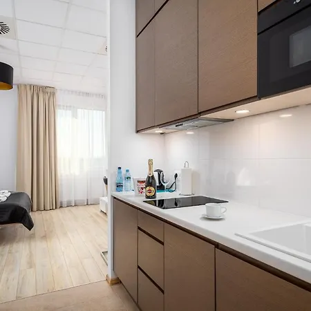 Aleje Jerozolimskie Street Apartamento Varsóvia