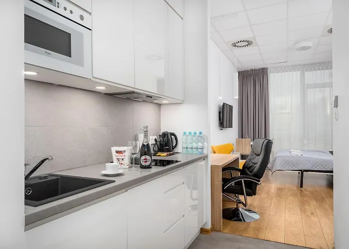 Aleje Jerozolimskie Street Warszawa