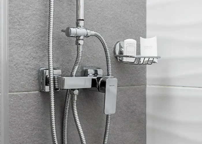 Aleje Jerozolimskie Street Warszawa