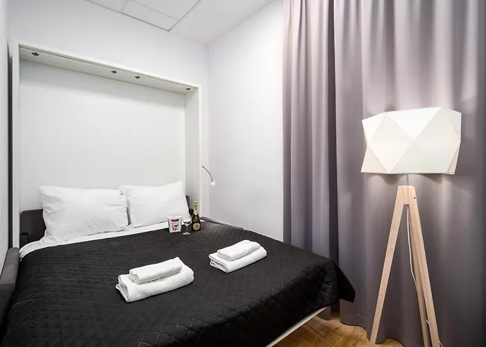 Lägenhet Aleje Jerozolimskie Street Warszawa