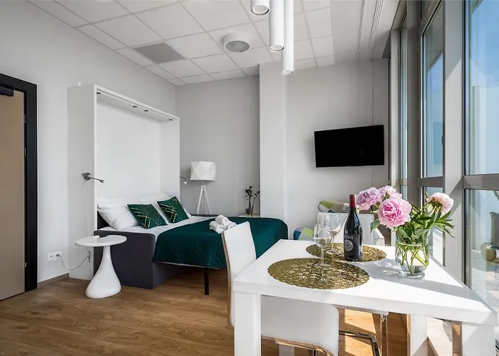 Aleje Jerozolimskie Street Warszawa