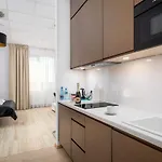 Aleje Jerozolimskie Street Apartament Warszawa