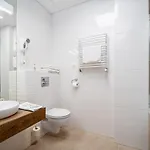 Aleje Jerozolimskie Street Apartament *