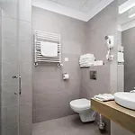 Aleje Jerozolimskie Street Apartament *